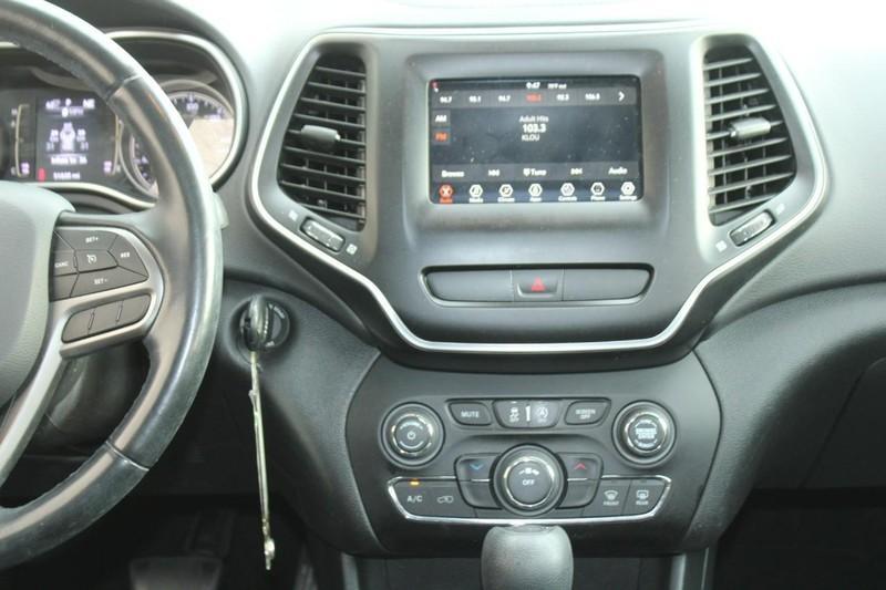 used 2020 Jeep Cherokee car, priced at $17,900