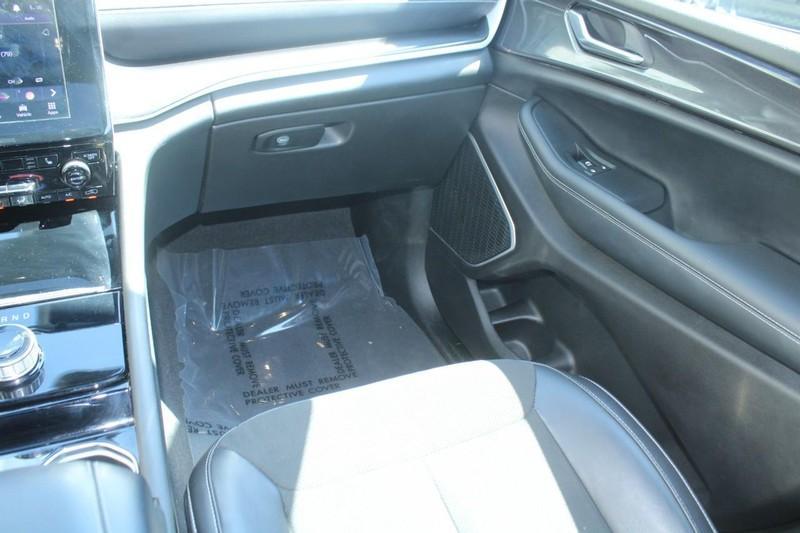 used 2021 Jeep Grand Cherokee L car, priced at $33,234