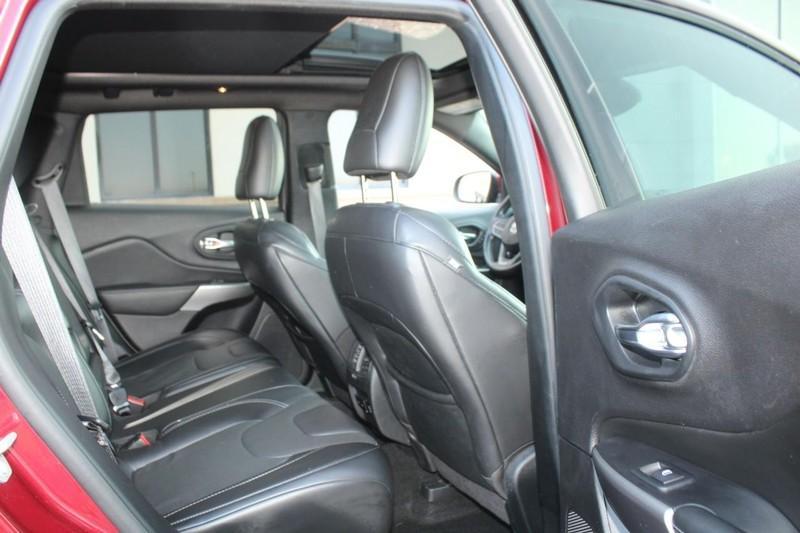 used 2020 Jeep Cherokee car, priced at $19,249