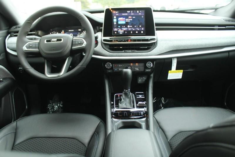 new 2025 Jeep Compass car, priced at $26,700