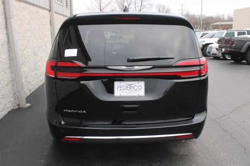 new 2025 Chrysler Pacifica car, priced at $46,990