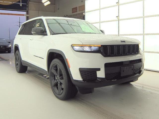 used 2022 Jeep Grand Cherokee L car, priced at $34,990