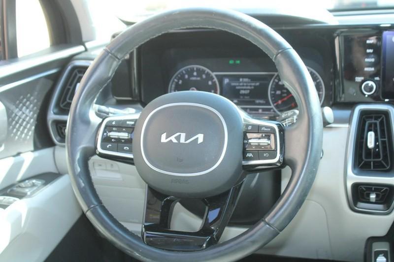 used 2022 Kia Sorento car, priced at $27,284