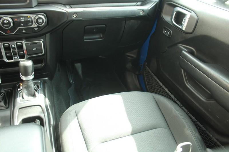used 2022 Jeep Gladiator car, priced at $34,500