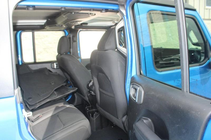 used 2022 Jeep Gladiator car, priced at $34,500