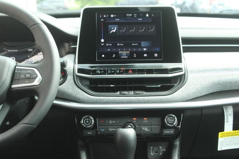 new 2025 Jeep Compass car, priced at $25,760