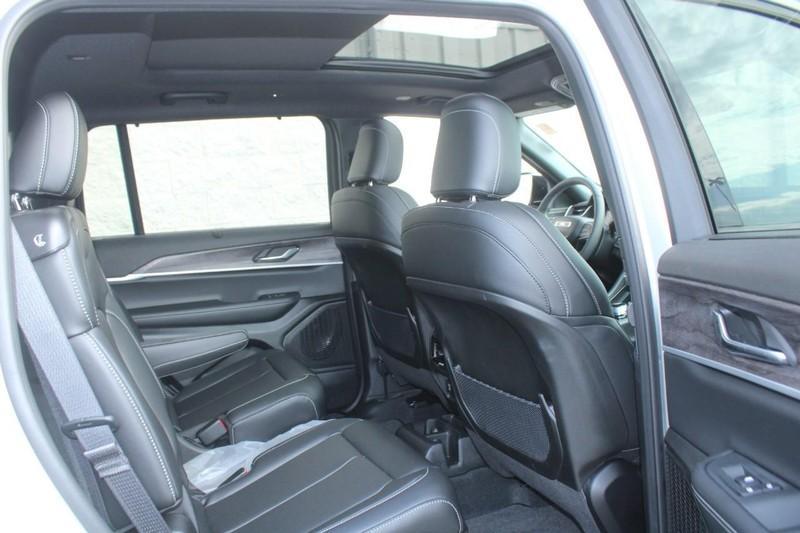 new 2025 Jeep Grand Cherokee L car, priced at $51,427