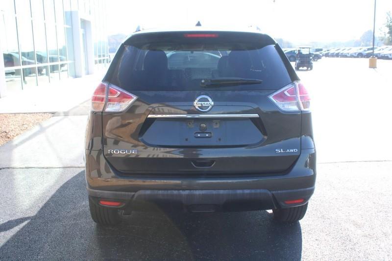 used 2016 Nissan Rogue car, priced at $12,950