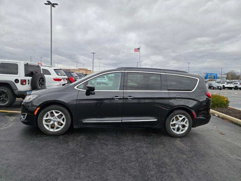 used 2017 Chrysler Pacifica car, priced at $15,000