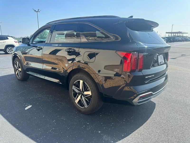 used 2023 Kia Sorento car, priced at $25,795