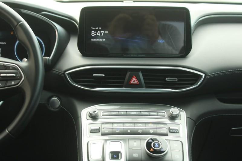 used 2022 Hyundai Santa Fe car, priced at $25,990