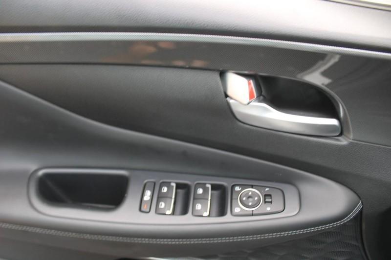 used 2022 Hyundai Santa Fe car, priced at $25,990