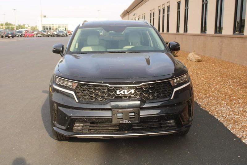 used 2024 Kia Sorento Hybrid car, priced at $35,495