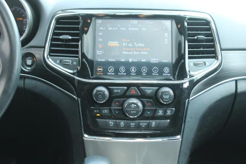 used 2022 Jeep Grand Cherokee WK car, priced at $30,895