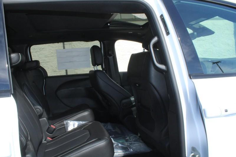 new 2026 Chrysler Pacifica car, priced at $46,505