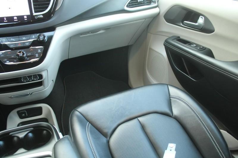 used 2024 Chrysler Pacifica car, priced at $38,900