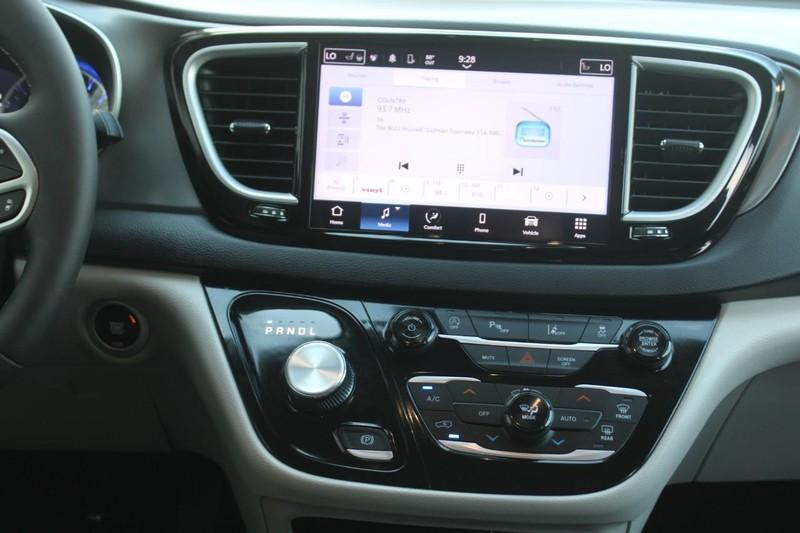 used 2024 Chrysler Pacifica car, priced at $38,900
