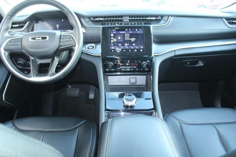 used 2022 Jeep Grand Cherokee car, priced at $28,400