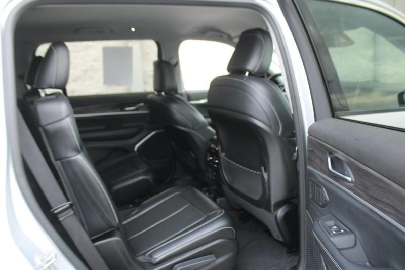 used 2021 Jeep Grand Cherokee L car, priced at $33,650