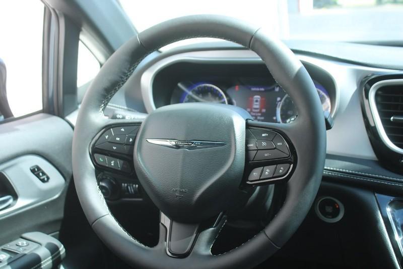 used 2024 Chrysler Pacifica car, priced at $40,900