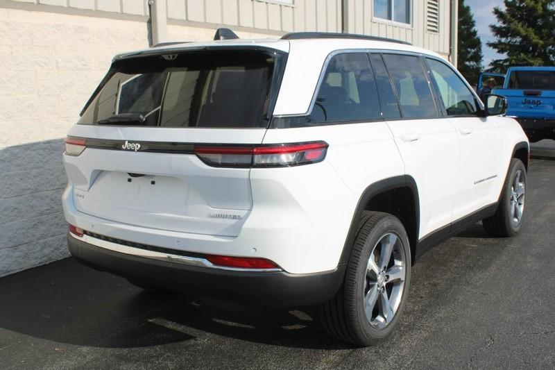 new 2025 Jeep Grand Cherokee car, priced at $47,550