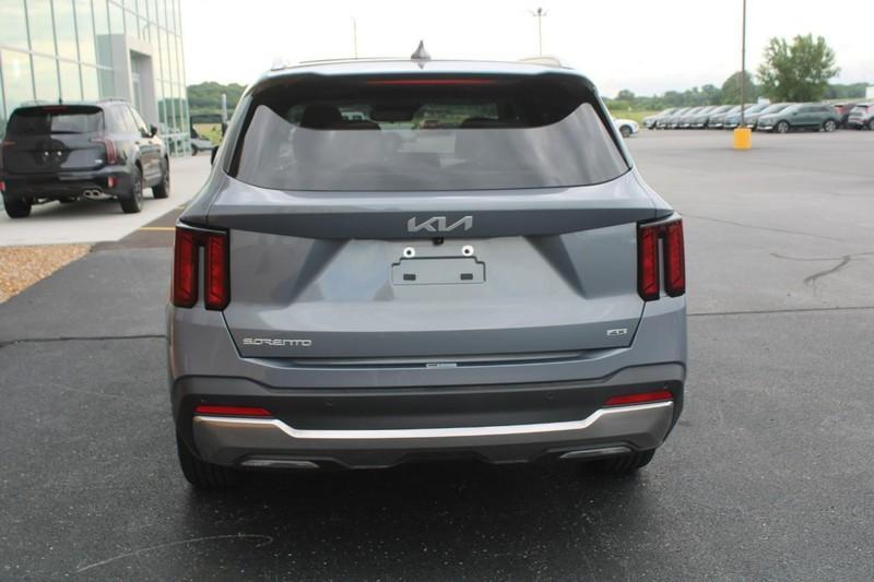 used 2024 Kia Sorento car, priced at $32,500