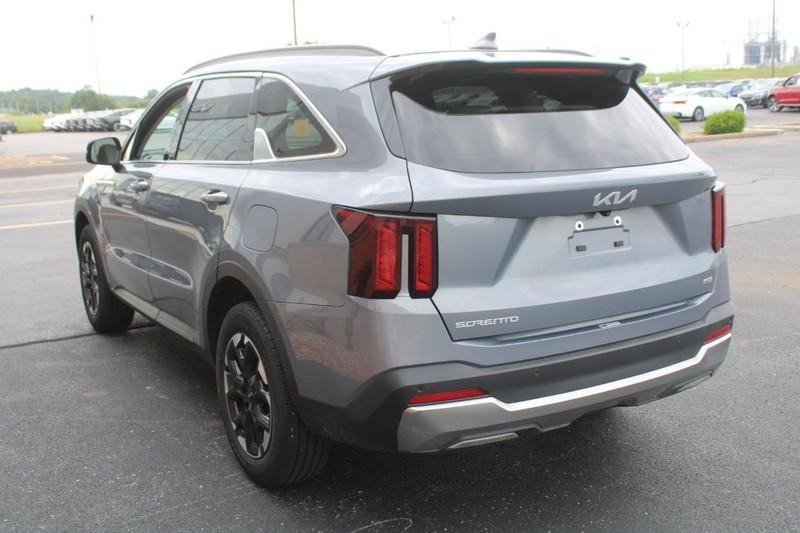 used 2024 Kia Sorento car, priced at $32,500