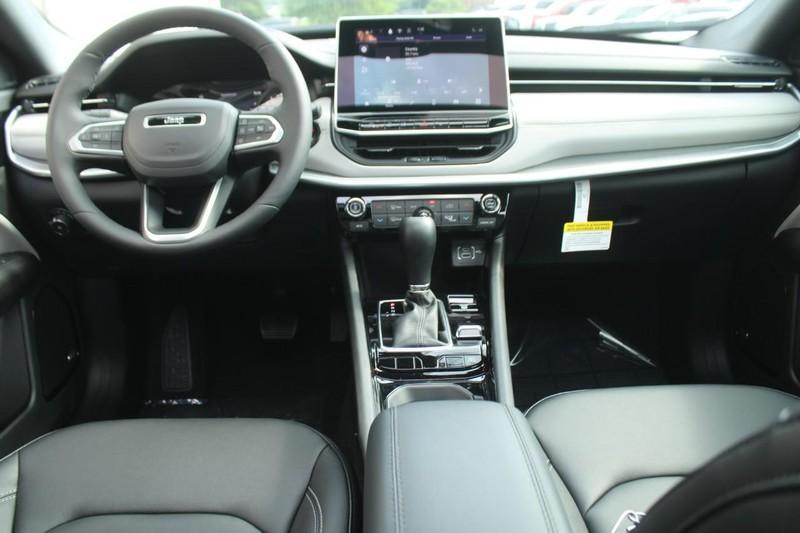 new 2025 Jeep Compass car, priced at $32,300