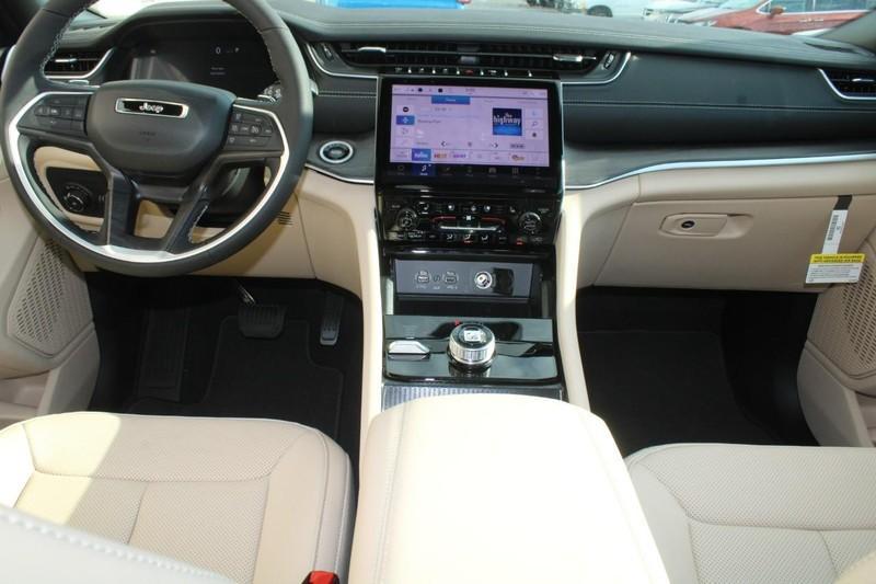 new 2025 Jeep Grand Cherokee L car, priced at $49,500