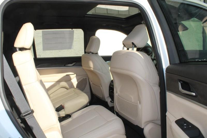 new 2025 Jeep Grand Cherokee L car, priced at $49,500