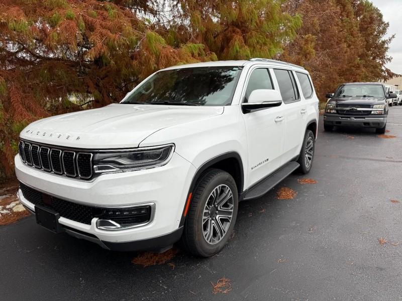 used 2022 Jeep Wagoneer car, priced at $43,990