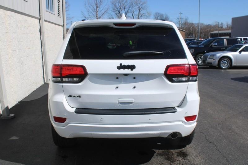 used 2021 Jeep Grand Cherokee car, priced at $29,990