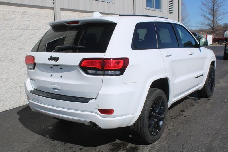 used 2021 Jeep Grand Cherokee car, priced at $29,990