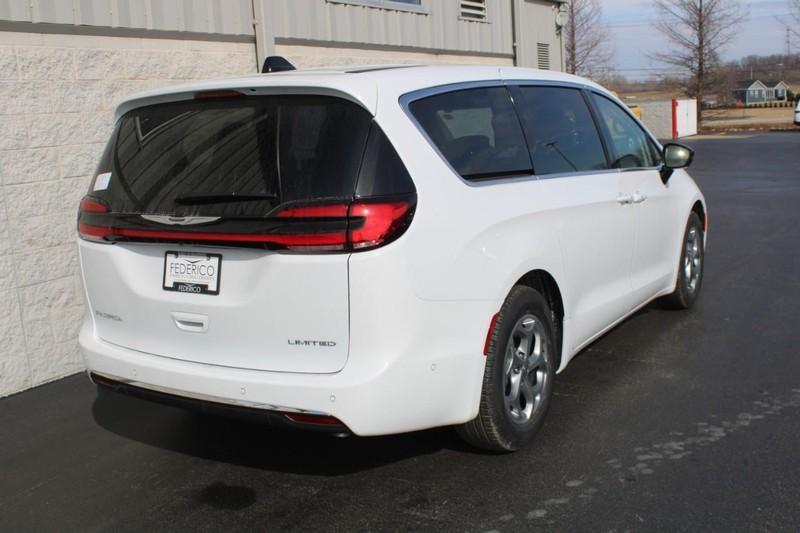 new 2024 Chrysler Pacifica car, priced at $50,740