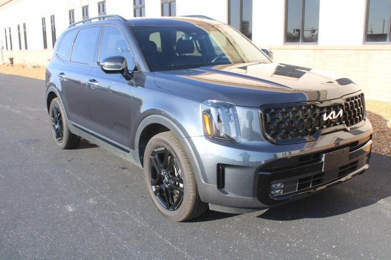 used 2024 Kia Telluride car, priced at $44,987