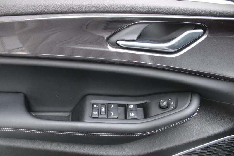 used 2022 Jeep Grand Cherokee L car, priced at $35,897
