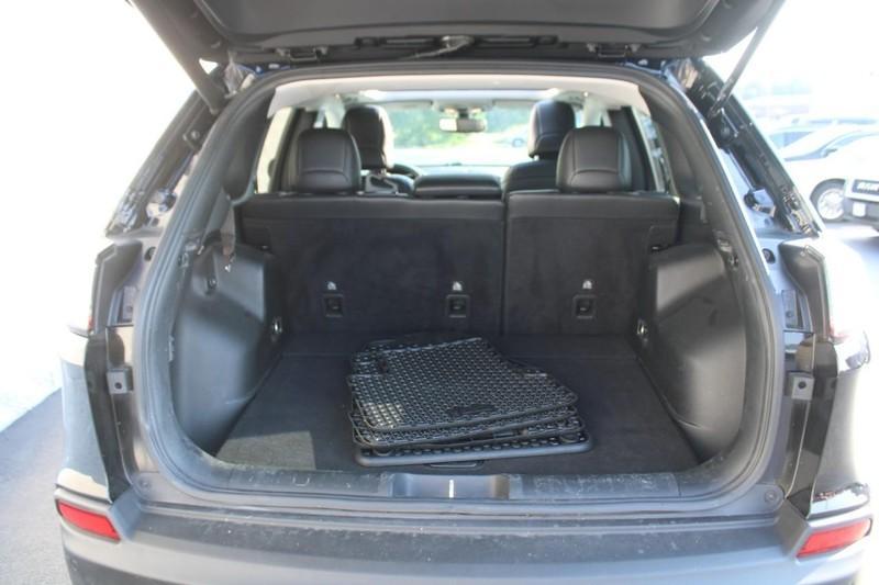 used 2019 Jeep Cherokee car, priced at $25,990