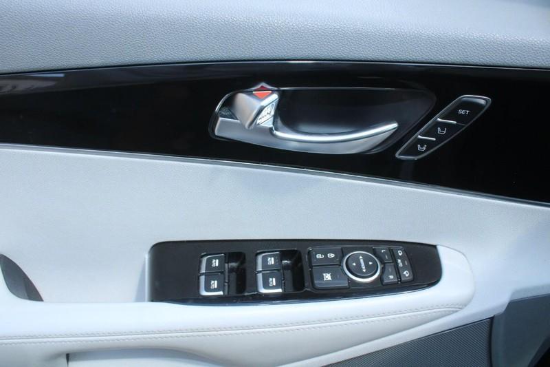 used 2016 Kia Sorento car, priced at $13,495