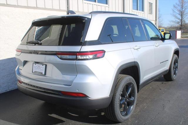 new 2024 Jeep Grand Cherokee car, priced at $40,495