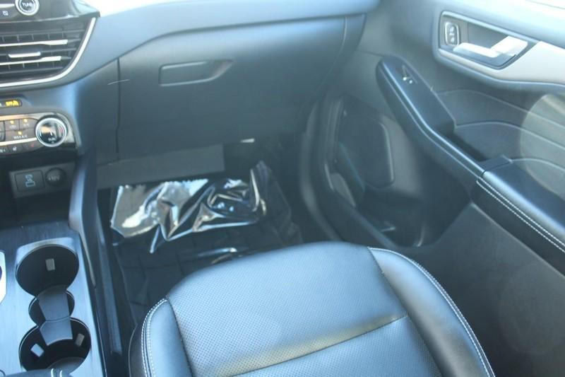 used 2022 Ford Escape car, priced at $23,952