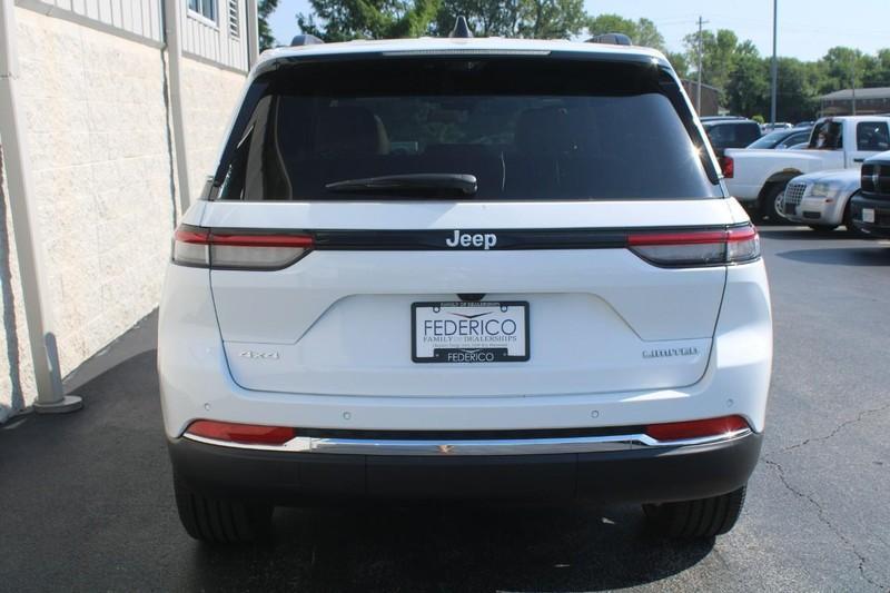 new 2025 Jeep Grand Cherokee car, priced at $47,650