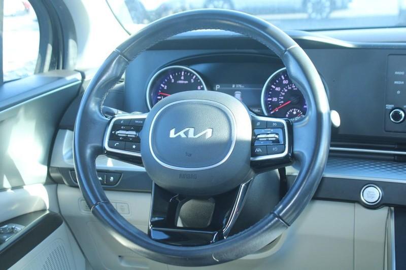 used 2023 Kia Carnival car, priced at $25,999