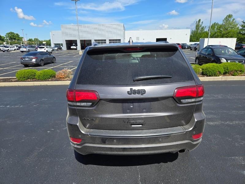 used 2021 Jeep Grand Cherokee car, priced at $25,000