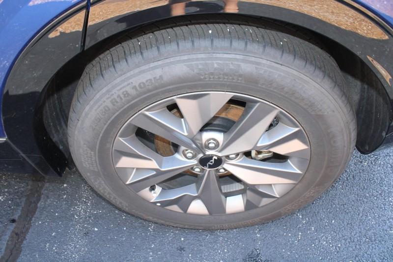used 2025 Kia Sportage car, priced at $27,999