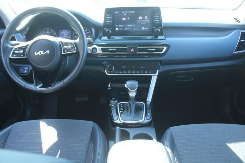 used 2023 Kia Seltos car, priced at $21,890