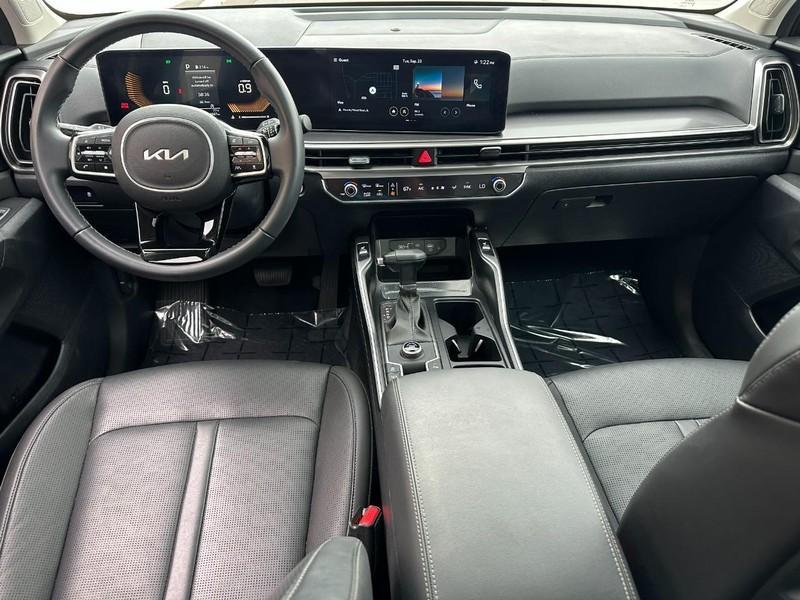 used 2025 Kia Sorento car, priced at $30,600