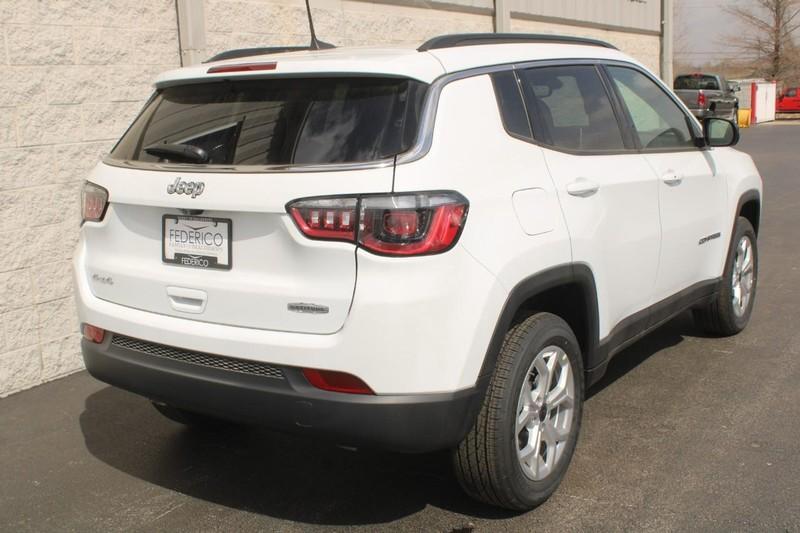 new 2025 Jeep Compass car, priced at $30,200