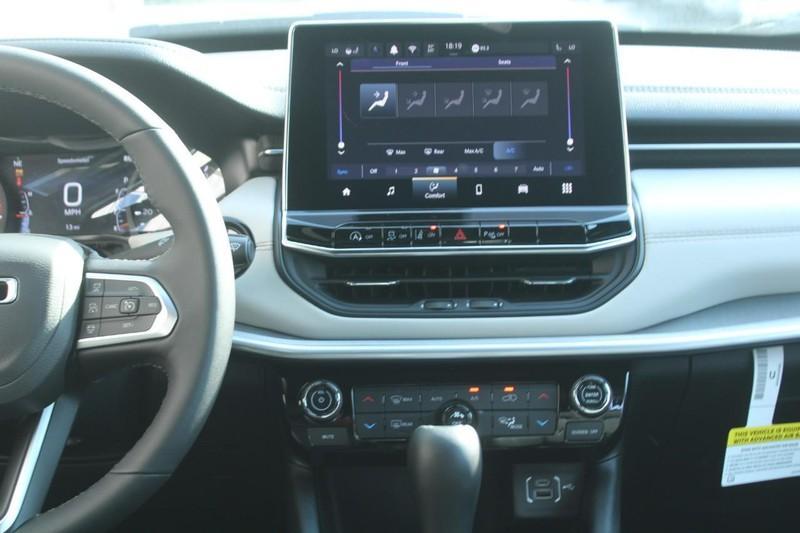 new 2025 Jeep Compass car, priced at $30,743