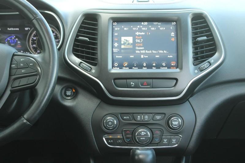 used 2019 Jeep Cherokee car, priced at $17,600