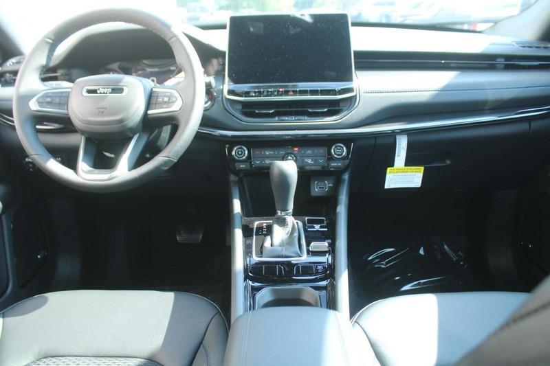 new 2025 Jeep Compass car, priced at $34,700